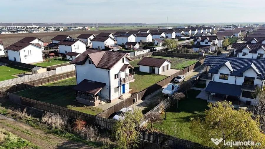 Garsonieră în Săbăreni