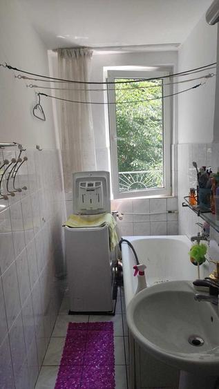 Garsonieră decomandată în Brâncoveanu