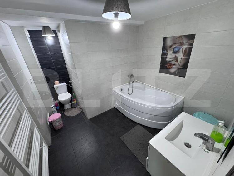 Apartament cu 2 camere decomandat, mobilat în Micro 3