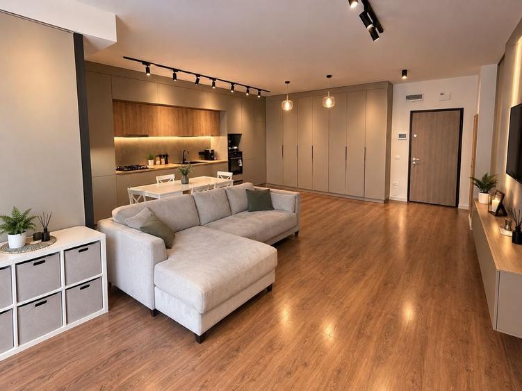 Apartament cu 2 camere decomandat în Exterior Vest