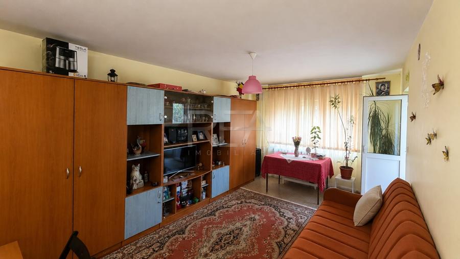 2 camere Aviației decomandat, et. 3, an 1985, metrou, 58 mp - 1