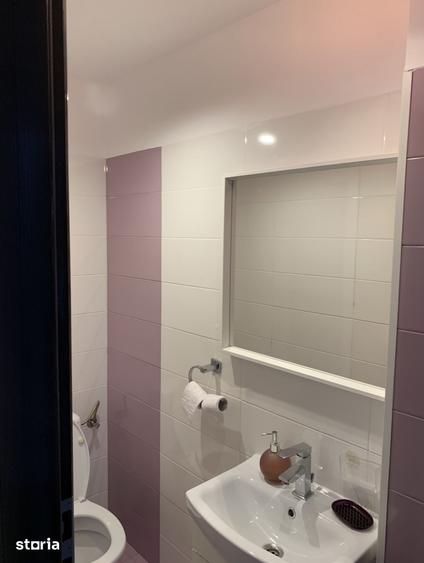Apartament cu 3 camere decomandat în Berceni