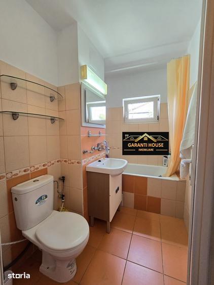Apartament cu 3 camere decomandat în Săsar