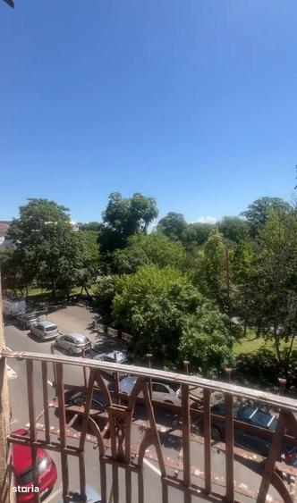 Apartament cu 3 camere în Ultracentral