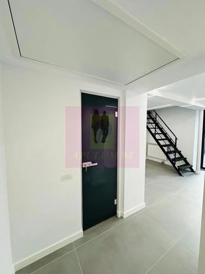 Spațiu comercial, de 110 mp, în Decebal