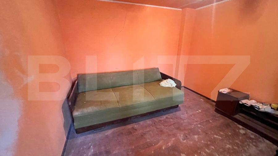 Casă individuală cu 4 camere cu Canalizare în Nord-Vest