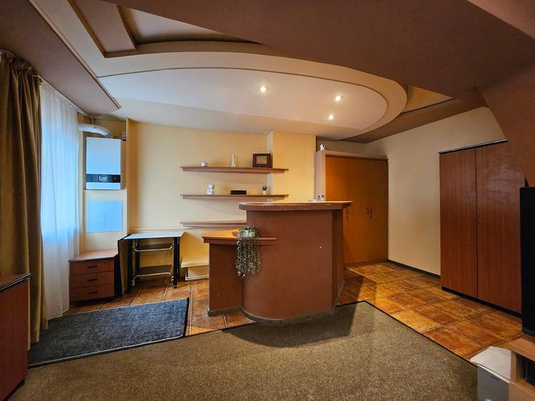 Oferta inchiriere garsoniera in Craiovei, parter,  260 EURO - 7