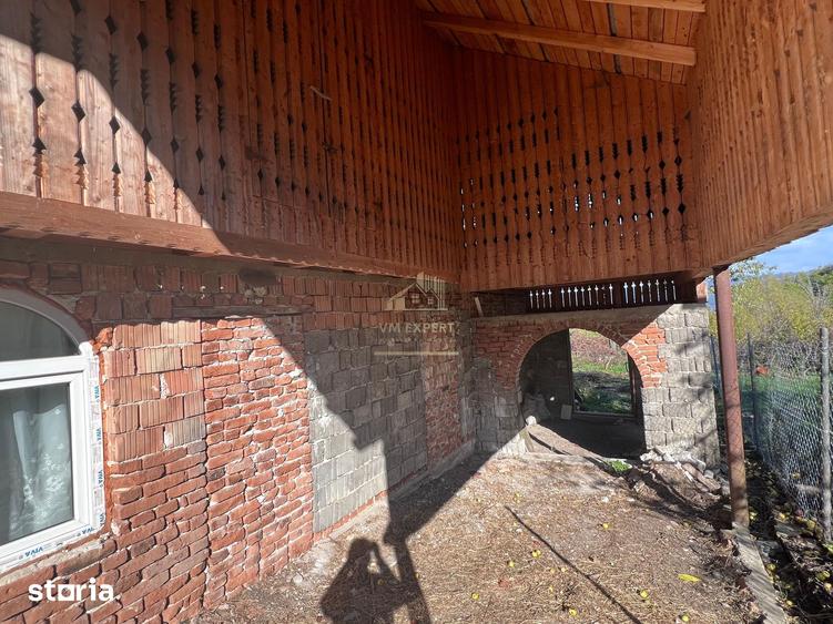 Casă cu 3 camere cu Teren 1709 Mp în Mioarele