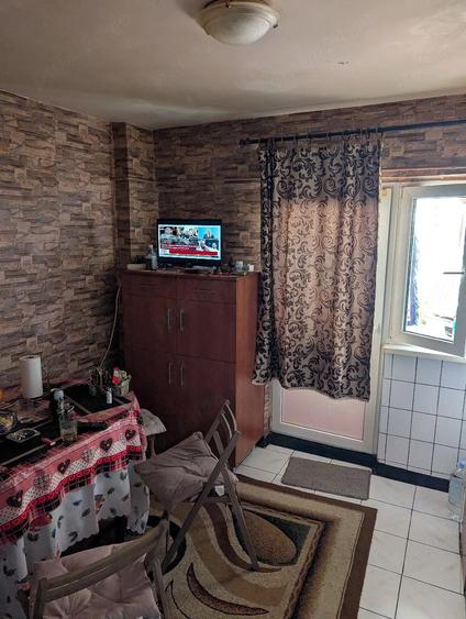 Apartament cu 2 camere decomandat în Sud