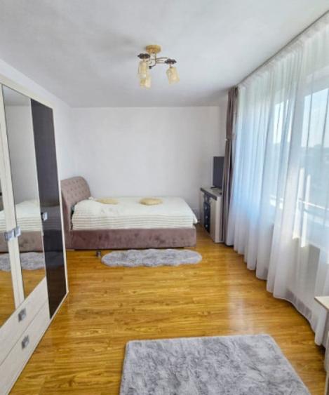 Apartament cu 2 camere semidecomandat în Bună Ziua