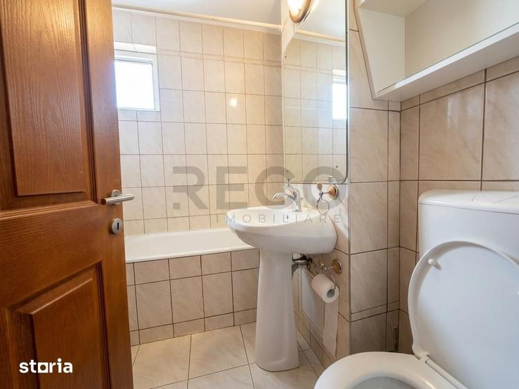 Apartament cu 3 camere decomandat în Iosia