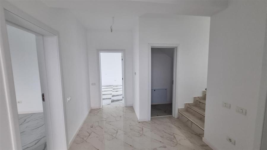 Casă individuală cu 4 camere cu Teren 510 Mp în Sânpetru