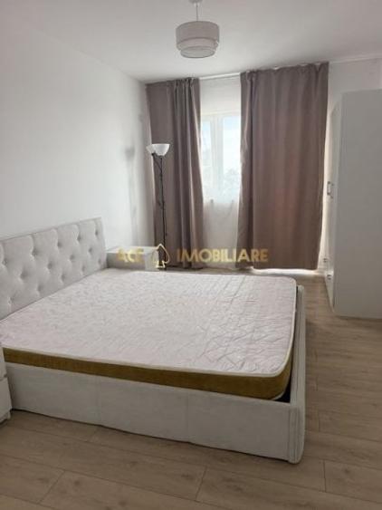 Apartament cu 2 camere semidecomandat, mobilat în Berceni