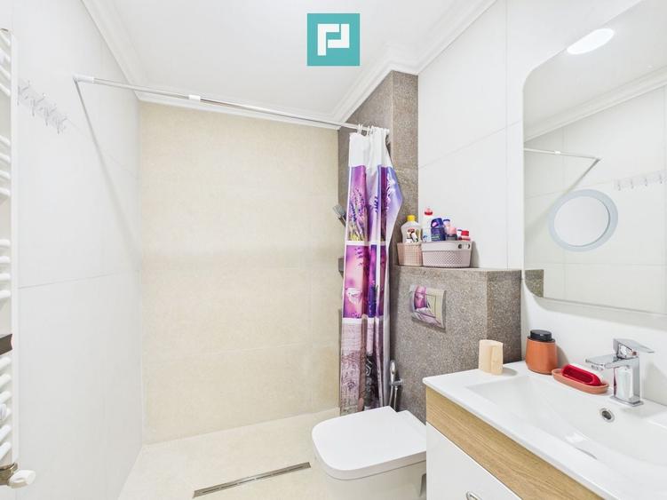 Apartament cu 3 camere decomandat, mobilat în Calea Aradului