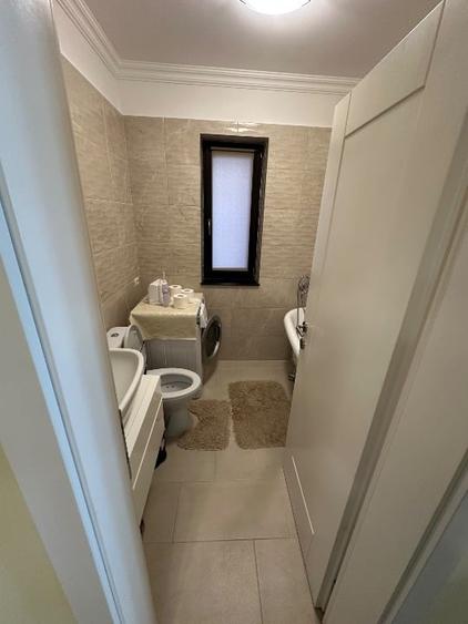 Apartament cu 3 camere decomandat, mobilat în Braytim
