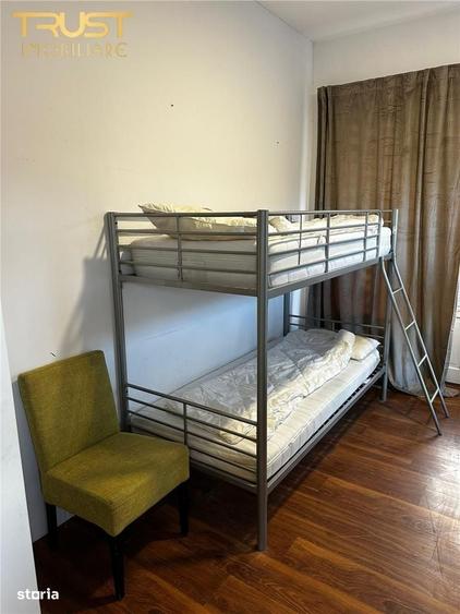 Casă cu 4 camere cu Teren 400 Mp în Central