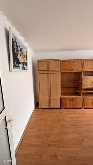 Apartament cu 2 camere decomandat în Exterior Vest