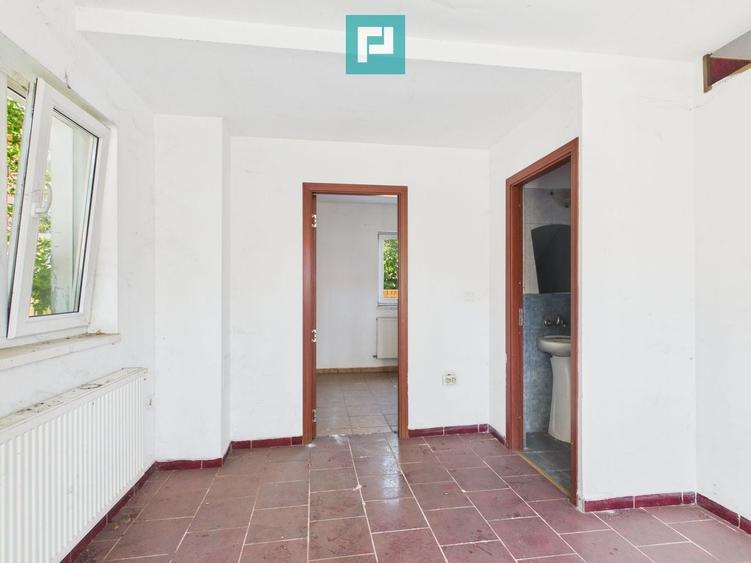 Duplex cu 6 camere cu Canalizare în Confecții