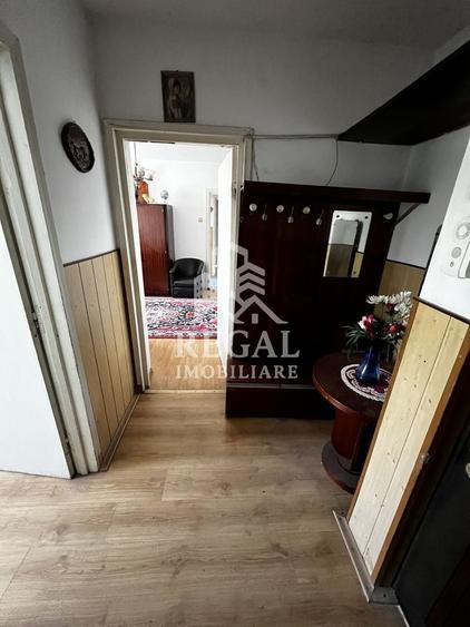 Apartament cu 2 camere semidecomandat în Central