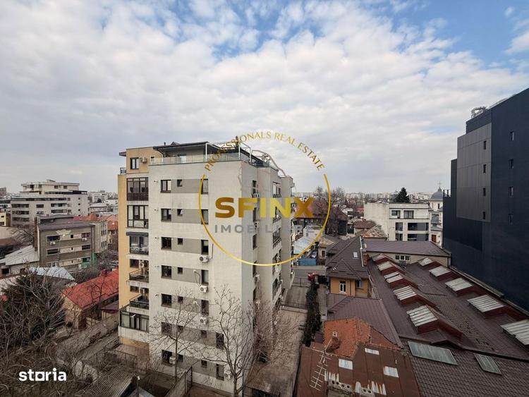 Apartament cu 3 camere semidecomandat, mobilat în Calea Călărașilor