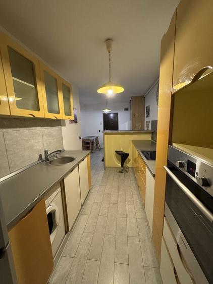 Apartament cu 2 camere semidecomandat în Florești