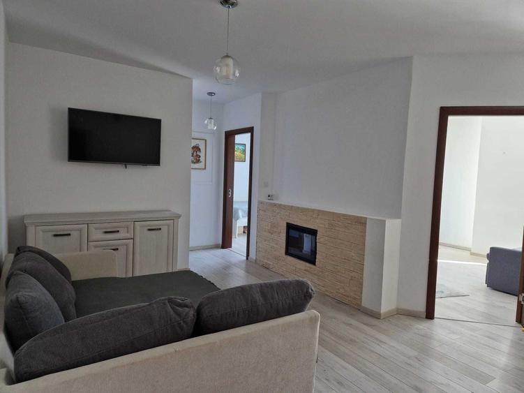 Apartament cu 2 camere decomandat în Dâmbul Rotund