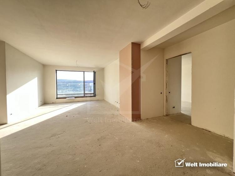 Penthouse cu 3 camere decomandat în Zorilor