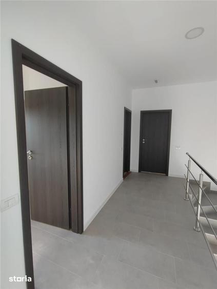 Spațiu comercial, de 980 mp, în Chiajna