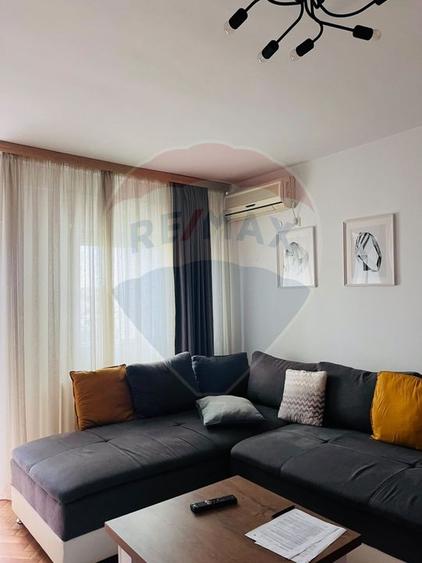 Apartament cu 2 camere de închiriat în zona P-ta Unirii - 1