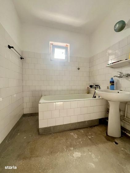 Apartament cu 3 camere, 75 mp utili, etaj 4 - Zona Lipovei - 10