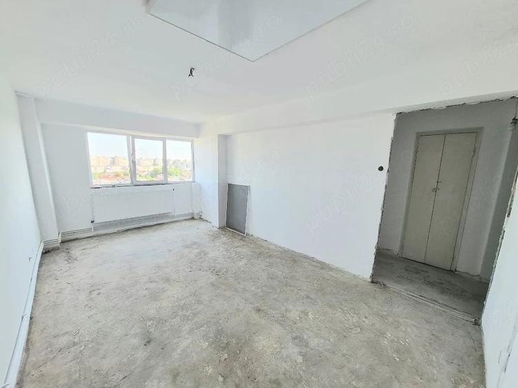 Garsonieră decomandată în Micro 17