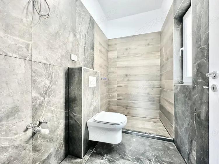 Casă cu 4 camere cu Teren 351 Mp în Urseni