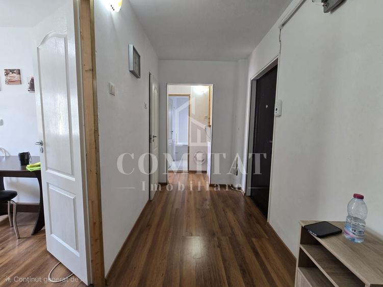 Apartament cu 2 camere decomandat, mobilat în Zorilor