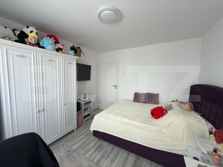 Apartament cu 2 camere decomandat, mobilat în Republicii