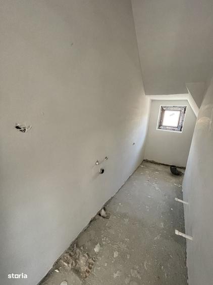 Casă cu 4 camere în Vârteju
