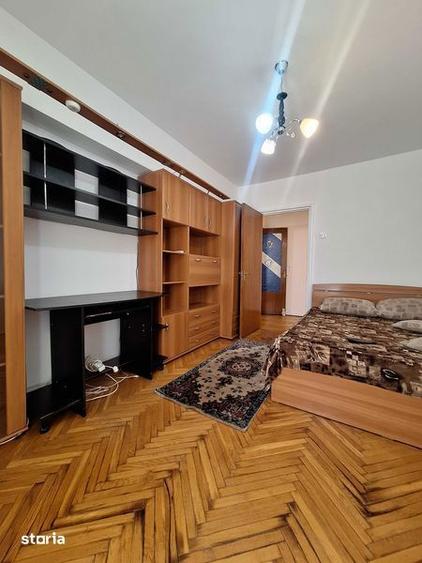 Apartament cu 2 camere decomandat în Titan — fotografia 1