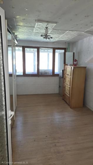 Garsonieră decomandată în Central