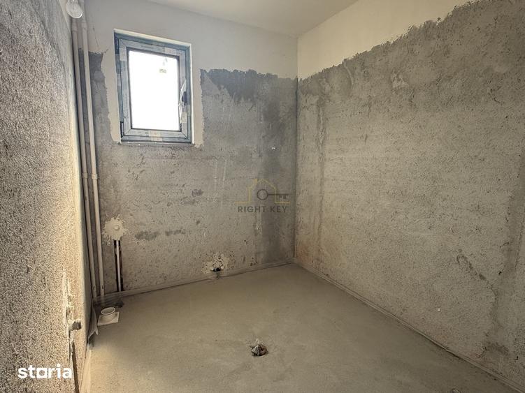 Casă cu 3 camere cu Teren 250 Mp în Dragomirești-Vale
