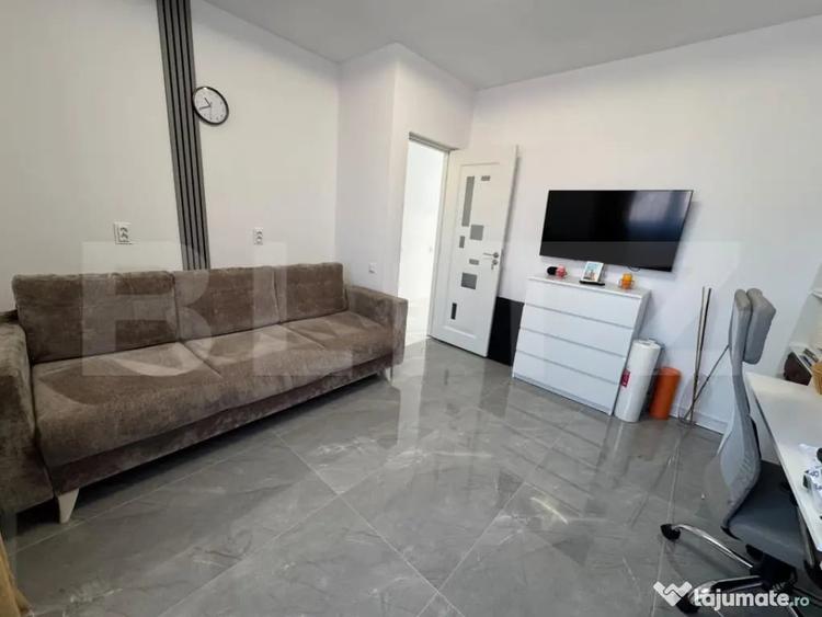 Casă cu 3 camere cu Teren 200 Mp în Central
