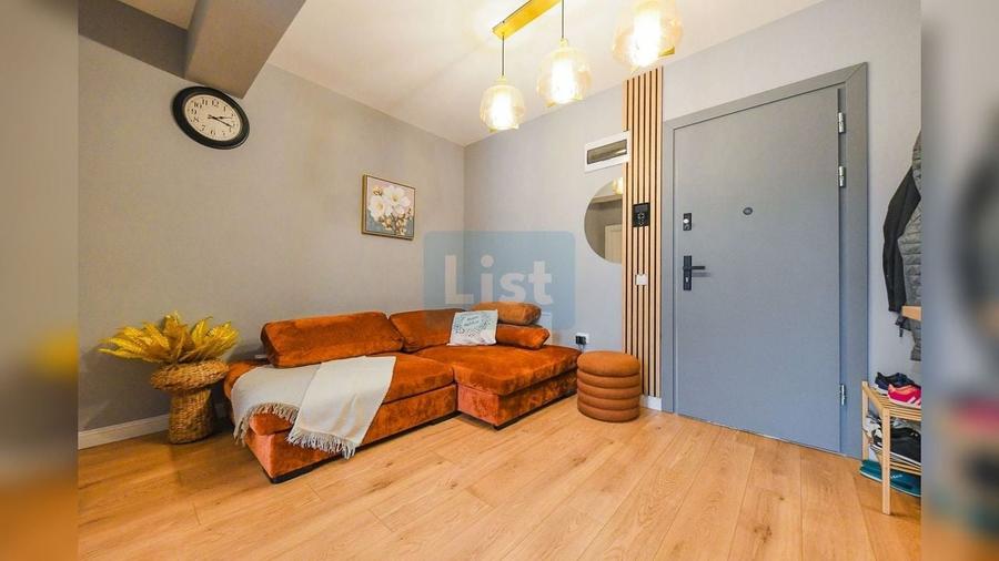 Apartament cu 3 camere semidecomandat, mobilat în Zorilor