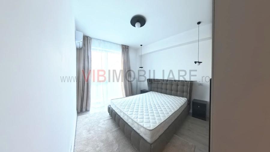 Apartament cu 3 camere semidecomandat în Străulești