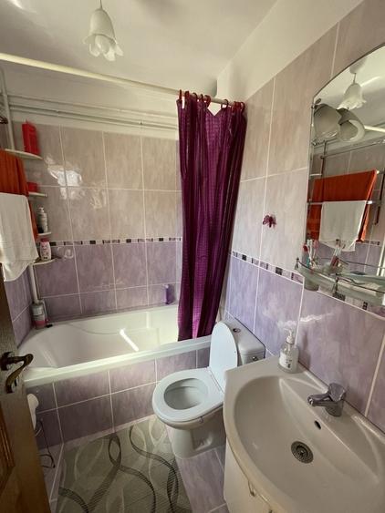 Apartament cu 3 camere semidecomandat în Mănăștur