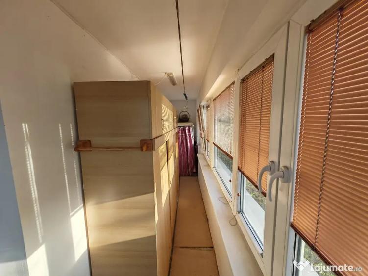 Apartament cu 2 camere semidecomandat în Titan