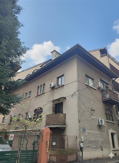 Apartament cu 2 camere semidecomandat în Polonă