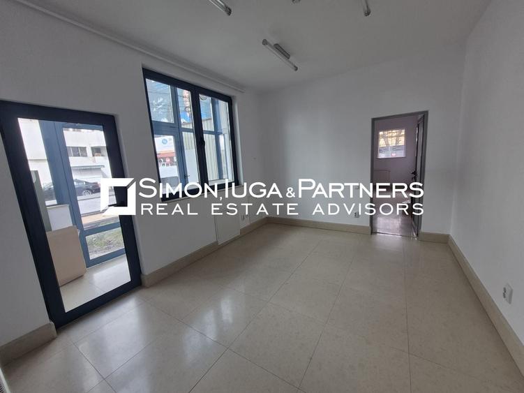 Spațiu comercial, de 66.819999694824 mp, în Central