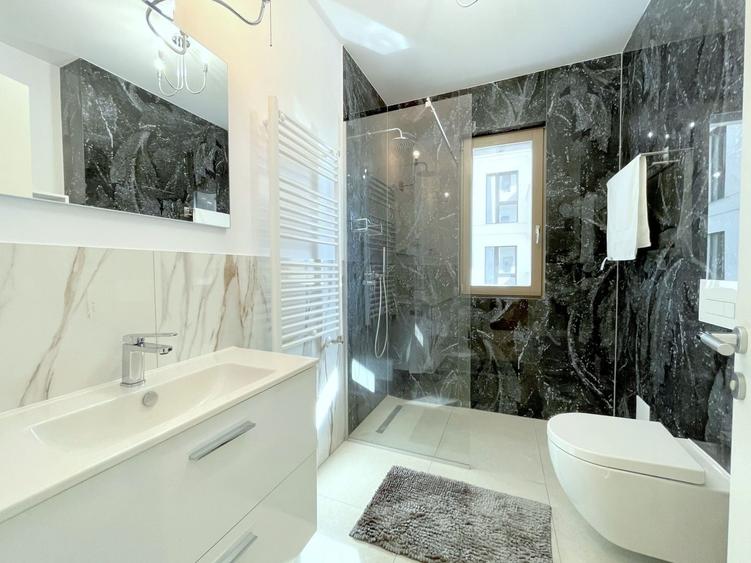 Apartament cu 2 camere decomandat, mobilat în Central