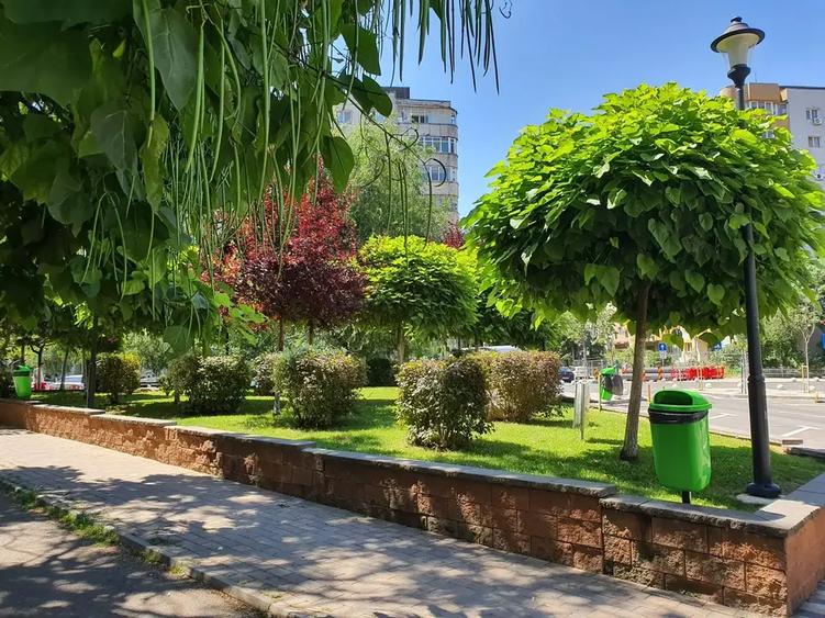 Apartament cu 2 camere decomandat în Sebastian
