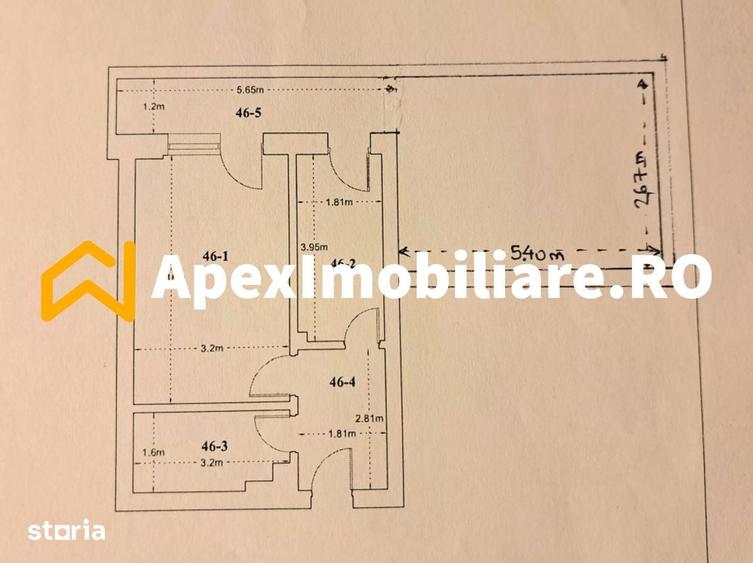 Garsonieră decomandată în Titan
