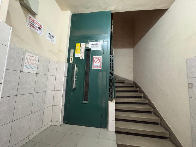 Apartament cu 4 camere în Gara de Nord