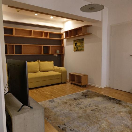 Apartament cu 2 camere semidecomandat, mobilat în Cișmigiu
